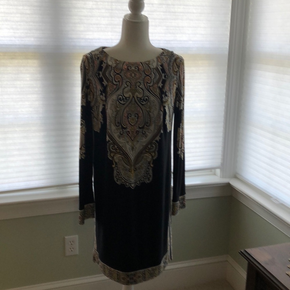 Donna Morgan fully lined shift dress